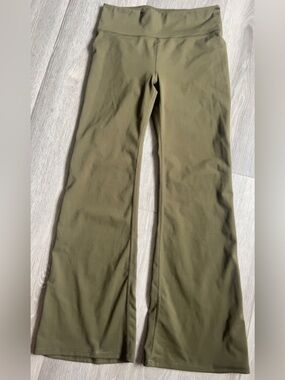 L.A. Gear Olive Green Flared Active Pants